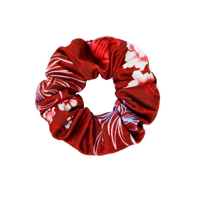 Red QiPao Scrunchie - 心 (Heart)