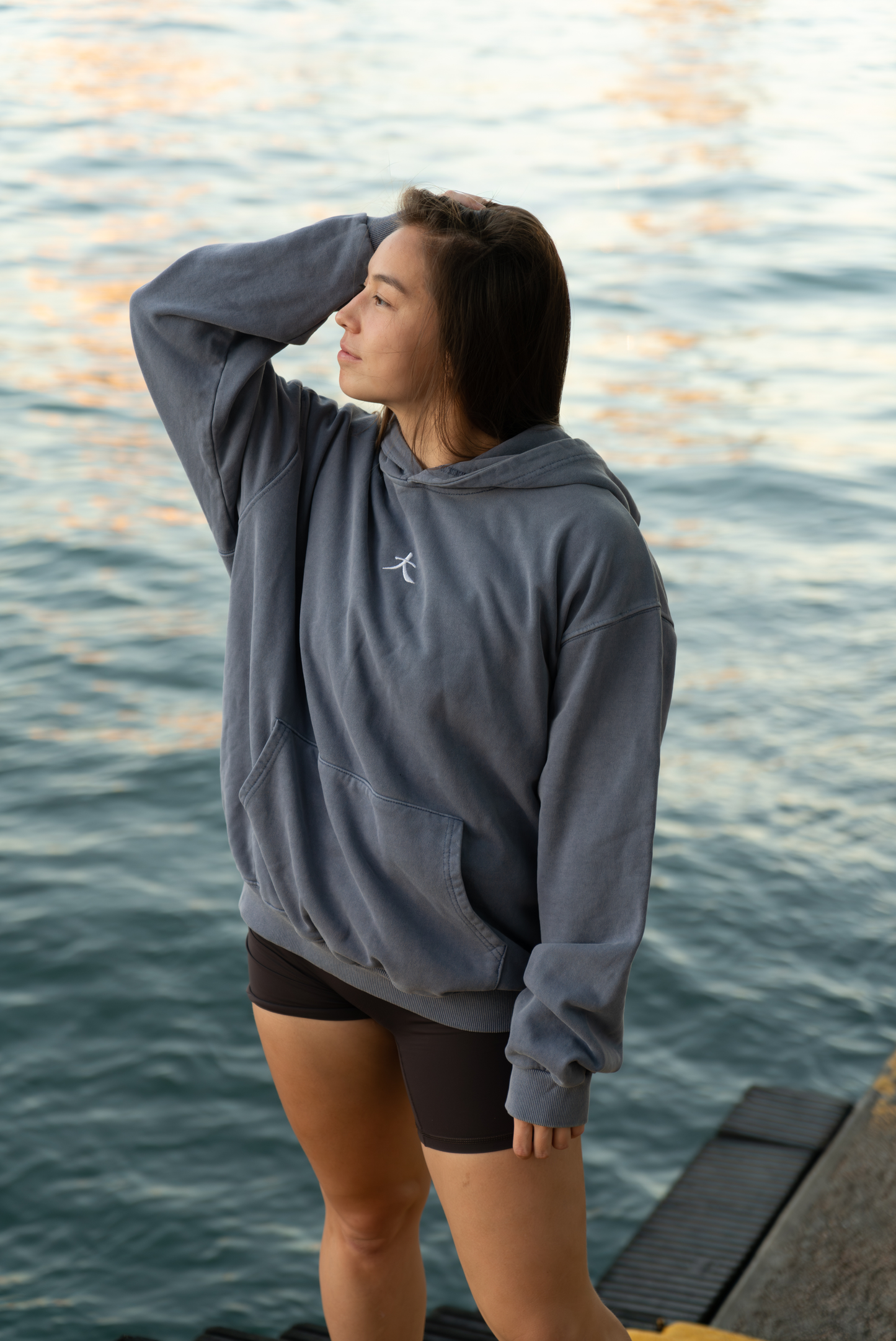 Blue 大 Hooded Sweatshirt (Pre-order from 25th Oct to 8th Nov)